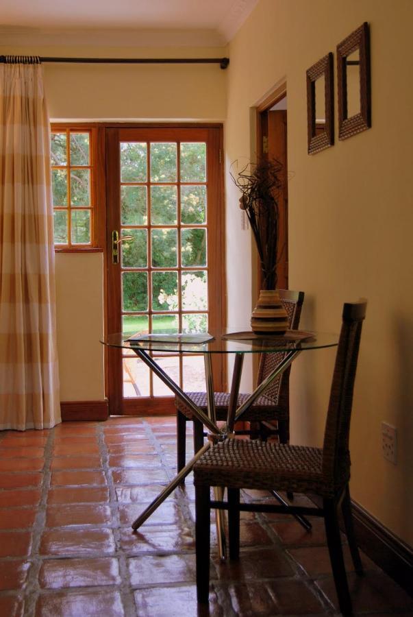 Orange-Ville Lodge & Guesthouse Stellenbosch Zewnętrze zdjęcie